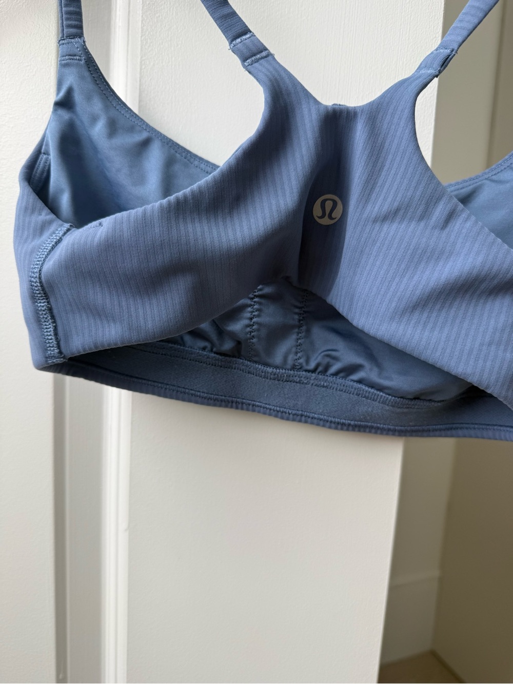 Lululemon Wunder Train Strappy Racer Bra - Picture 3 of 3